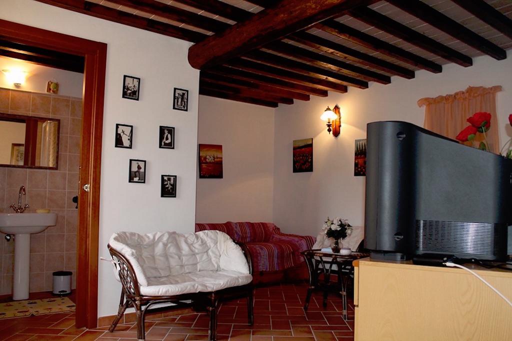 Casa Vacanze In Borgo Monteverdi Marittimo Eksteriør billede